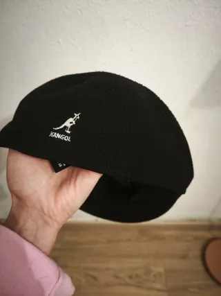 Boina Kangol Tropic Negra
