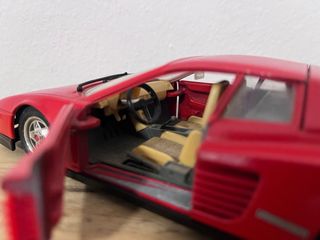 Ferrari Testarossa 1984 Burago 1:24
