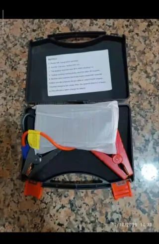 Arrancador de Coche AOKOEE Jump Starter