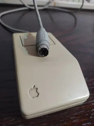 Apple Macintosh Classic M0420