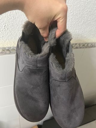 Botines Chelsea grises calentitos borrego