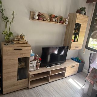 Mueble de salón modular madera y cristal