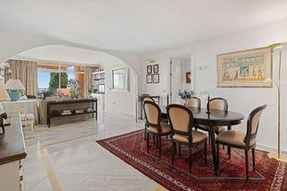 Piso en venta en Los Naranjos - Las Brisas en Marbella