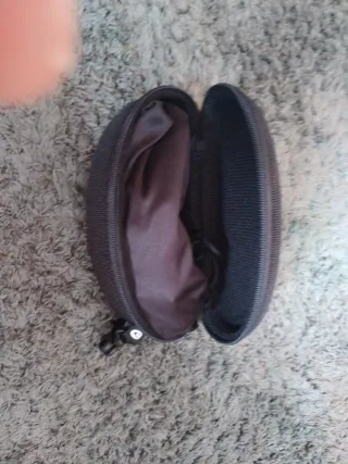 Gafas de natación con estuche