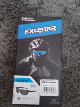 Gafas de natación con estuche