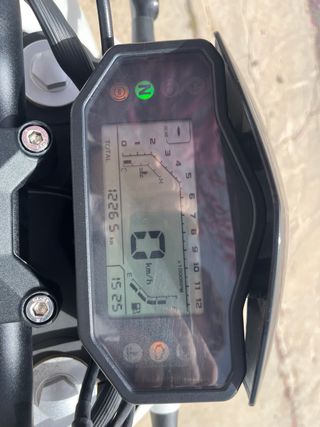 Keeway RKF 125 2022 Blanca y Negra