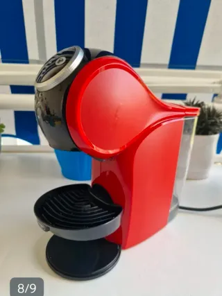 Cafetera Dolce Gusto Roja