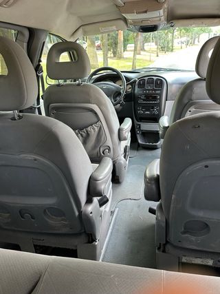 CHRYLER VOYAGER 2.8 CRD 150 CV AUTOMATICA