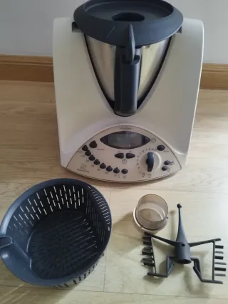 Thermomix TM31 con accesorios