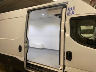 Iveco Daily Furgón 35S16 L2H2 FRIGORIFICO - GARANTIA MECANICA