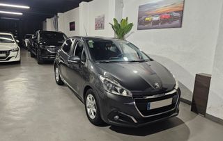 Peugeot 208 5P ALLURE 1.2L PureTech 60KW 82CV