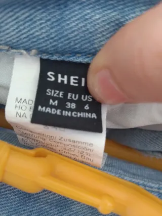 Shorts vaqueros rotos mujer