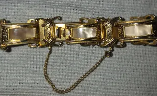 Pulsera Brazalete Vintage Dorada