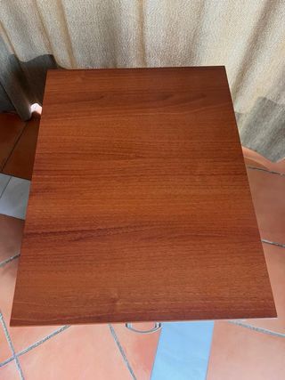 Mueble archivador con ruedas