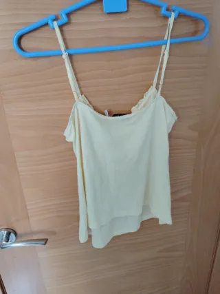 Camiseta Zara tirantes S/36/8 lentejuelas