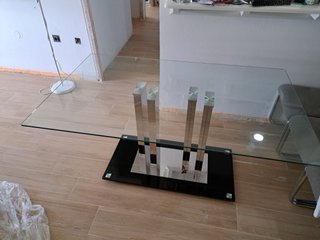 Mesa de comedor moderna 150x90 de cristal.
