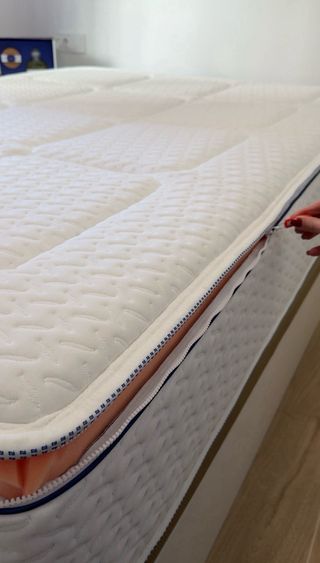 COLCHON NUEVO MARCA KHAMA 1,35x190