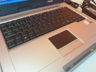 Portátil ASUS Z92F Argento e Nero