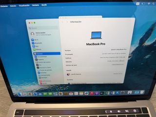 MacBook Pro 2020 13” i5 8GB 256GB SSD
