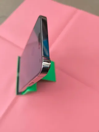 iPhone 14 Pro Max Dorado/Plateado