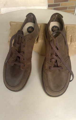 Zapatos Quechua Marrones