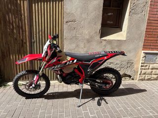 Rieju MR 300 2023 Enduro Roja/Blanca