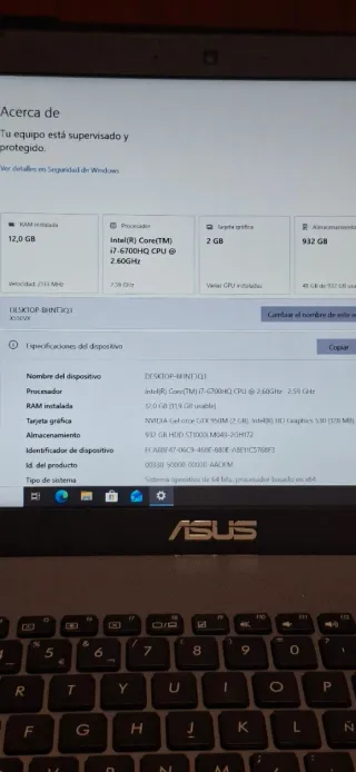 Portátil Asus i7-1000GB