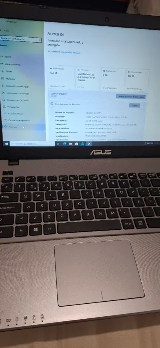 Portátil Asus i7-1000GB