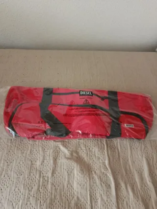 Mochila de viaje Diesel roja