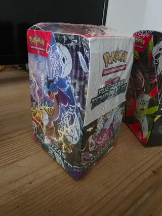 Caja Cartas Pokémon Equilibrio Perfecto