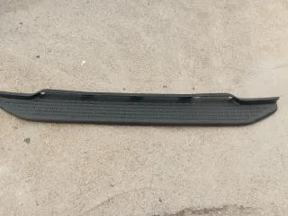 Embellecedor Escalón Trasero Iveco Daily