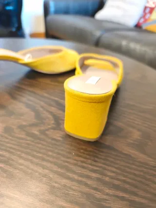 Sandalias mules Cortefiel