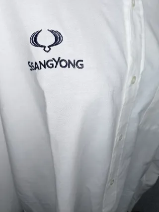 Lote de 2 Camisas Oficiales SsangYong Blancas