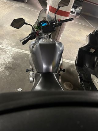 Cambio Yamaha FZ6 por scooter no menor de 300cc