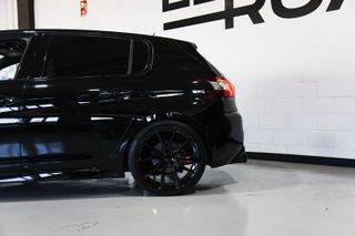 Peugeot 308 GTI FULL BLACK EDITION 272CV