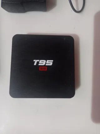 Decodificador T95 con mando y cargador