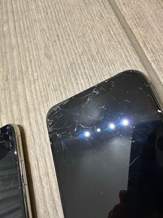 2 iPhone XS (Nero, Bianco)