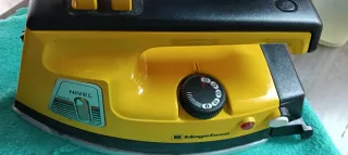 Plancha de vapor Magefesa vintage