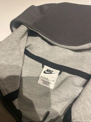 Chaqueta Nike Tech Fleece Gris Talla S