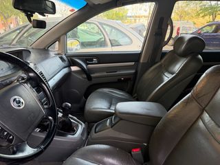 SsangYong Rodius 2005