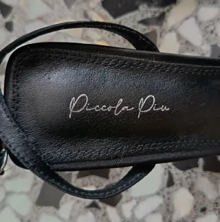 Zapatos de tacón negros