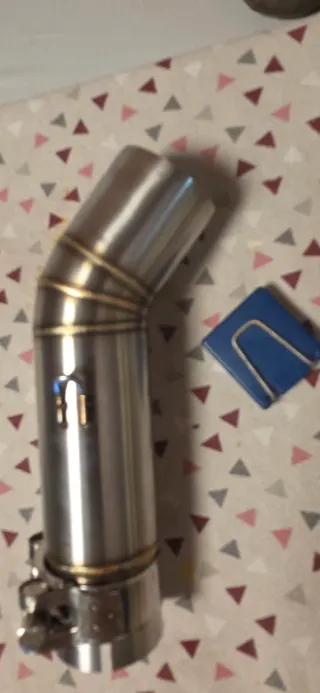 Tubo de conexión silenciador