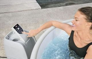 BESTWAY Spa Hinchable Lay-Z-Spa 3-5 PERSONAS