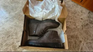 Zapatos Lois Negros y Marrones