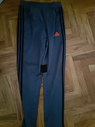 Chándal Adidas niño azul y negro Talla 10/11 años
