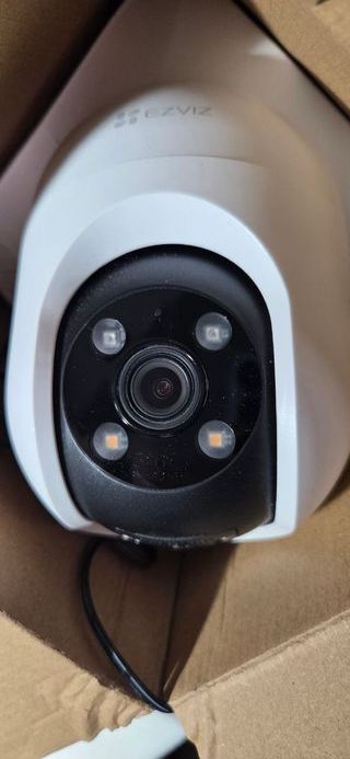 Cámara Vigilancia EZVIZ WiFi Exterior 2K+