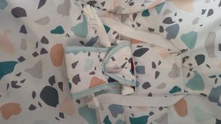 Hamaca Fischer Price para bebé con estampado