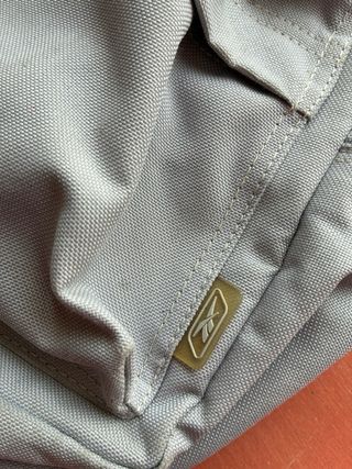 Mochila Reebok Gris Pequeña