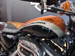 Harley-Davidson Sportster 1200 Custom