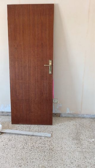 Puerta madera 73x202, y 63x202, en Palencia